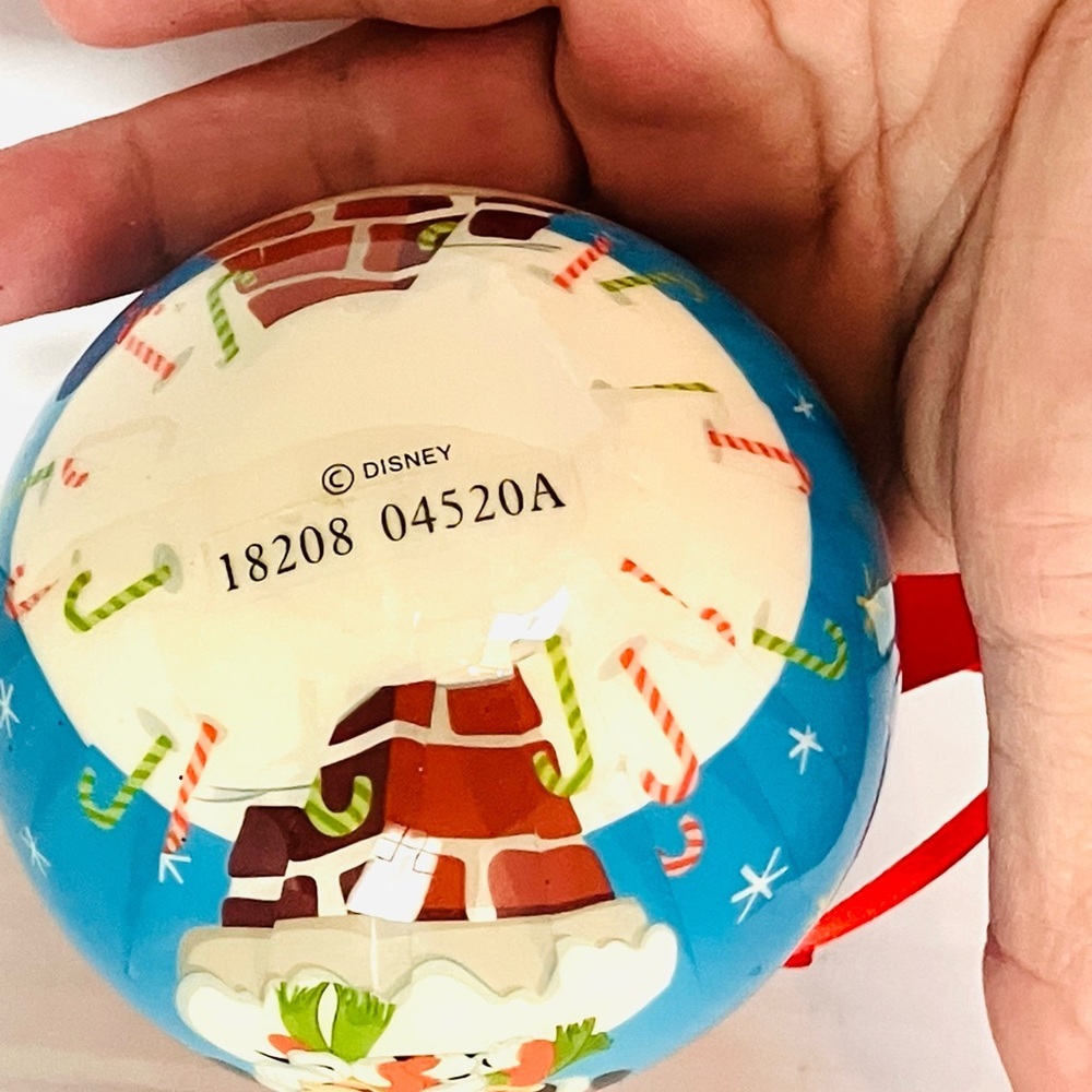 Disney Mickey Mouse & Friends Christmas Ball Ornament No Box Read - Picture 6 of 8
